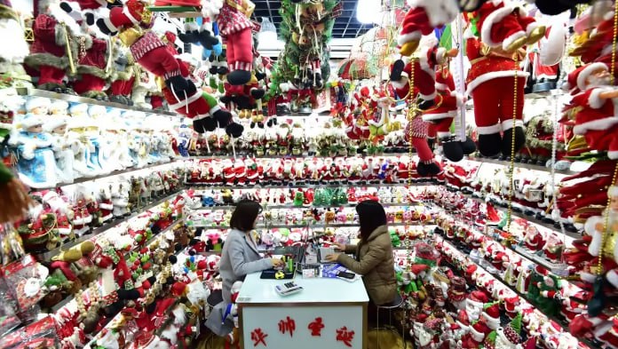 Россияне отправляют платежи в юанях в китайский «город безделушек ...